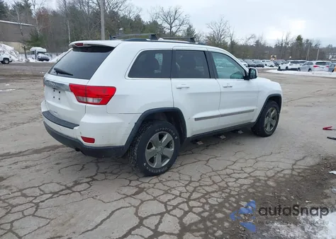 2013 Jeep Grand Cherokee Laredo из США, поврежденный, VIN 1C4RJFAG5DC558093